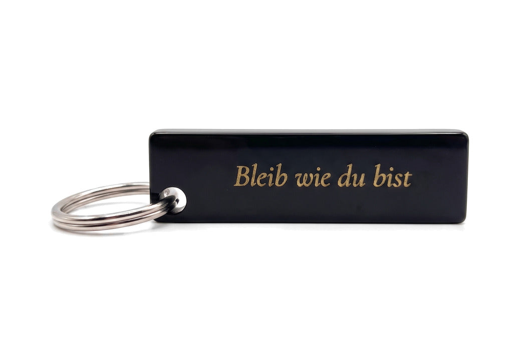Luma - Schwarz – Schlüsselanhänger aus Acetat, personalisierbar mit Gravur